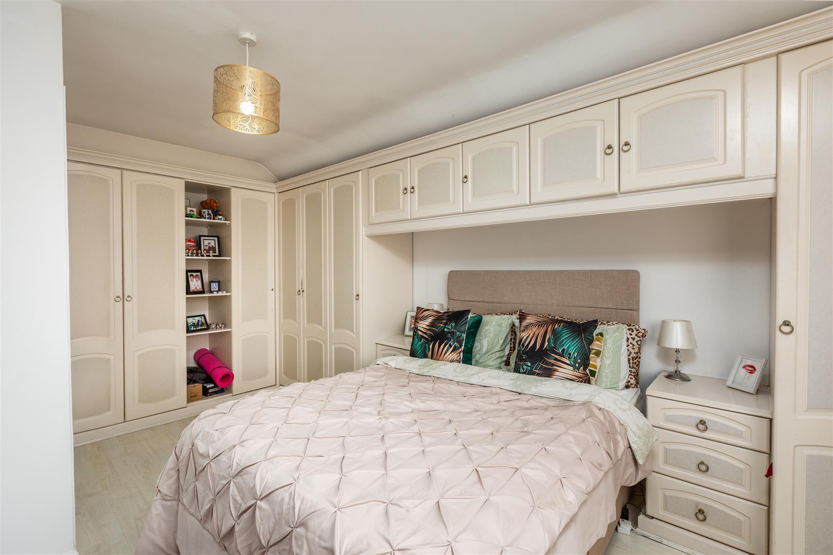 Parklands View, Sketty, Swansea, SA2 8LT